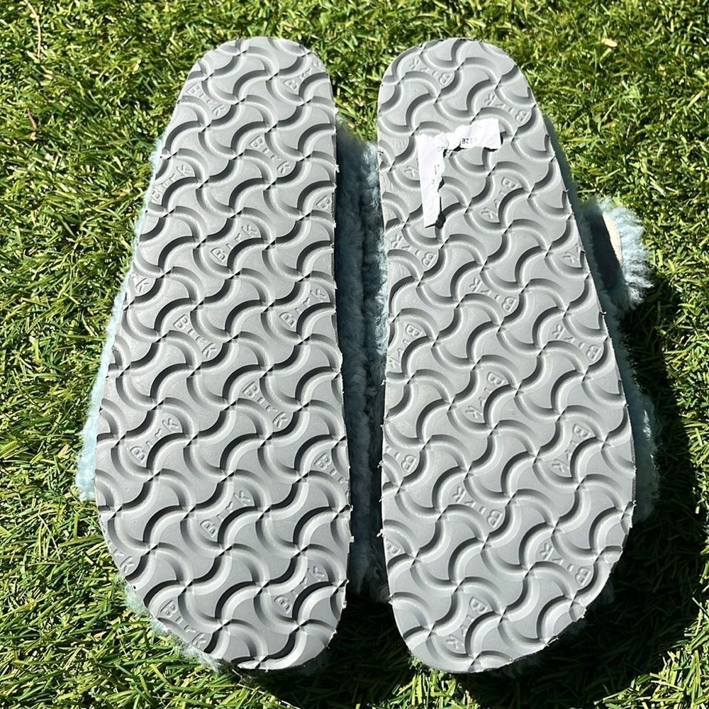 NWT BIRKENSTOCK BIG BUCKLE Teddy Shearling Free People Sandals - Picture 6 of 7